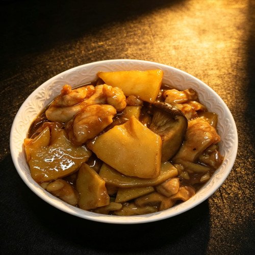Pollo con bambú y setas chinas